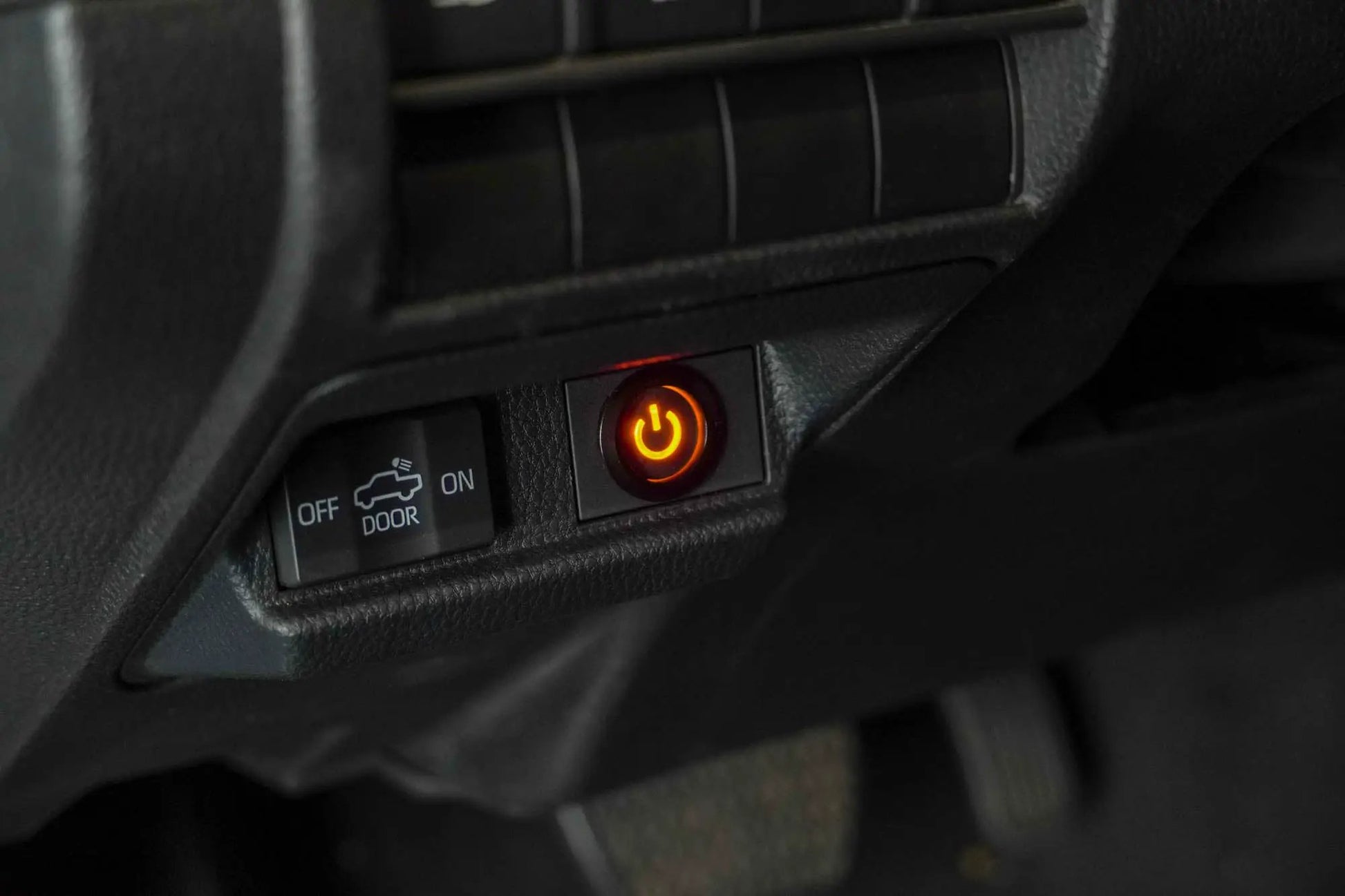 DV8 Offroad 60 AMP Wire Harness w/ Switch & DTP Connector by DV8 Offroad