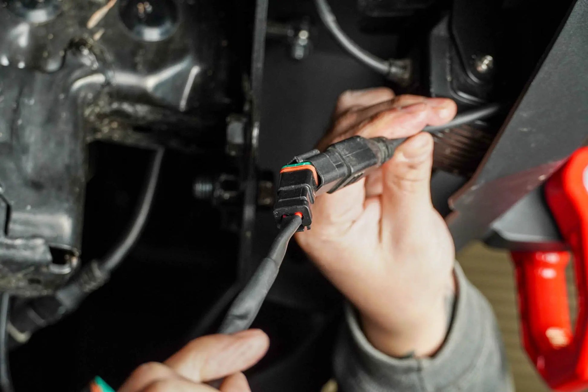 DV8 Offroad 4-Way 1-DTP to 4-DTP Plug Harness by DV8 Offroad