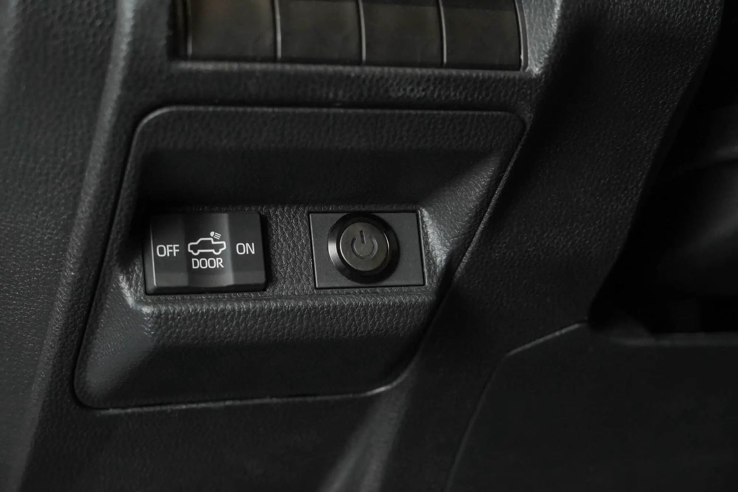 DV8 Offroad 40 Amp Wire Harness with DT Connector & Switch by DV8 Offroad