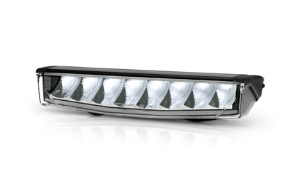 TRIPLE-R-LIGHTS The light’s distribution has been carefully engineered to optimize vertical and horizontal spread, ensuring exceptional performance for road use—even from higher mounting positions.