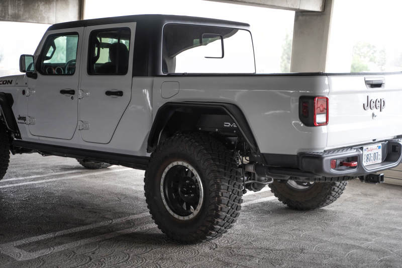 DV8 Offroad DVE Fenders