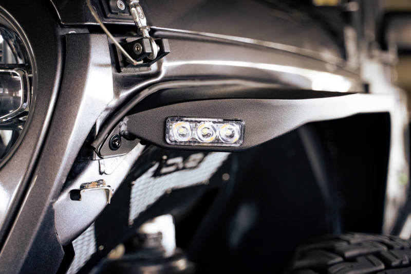 DV8 Offroad DVE Fenders