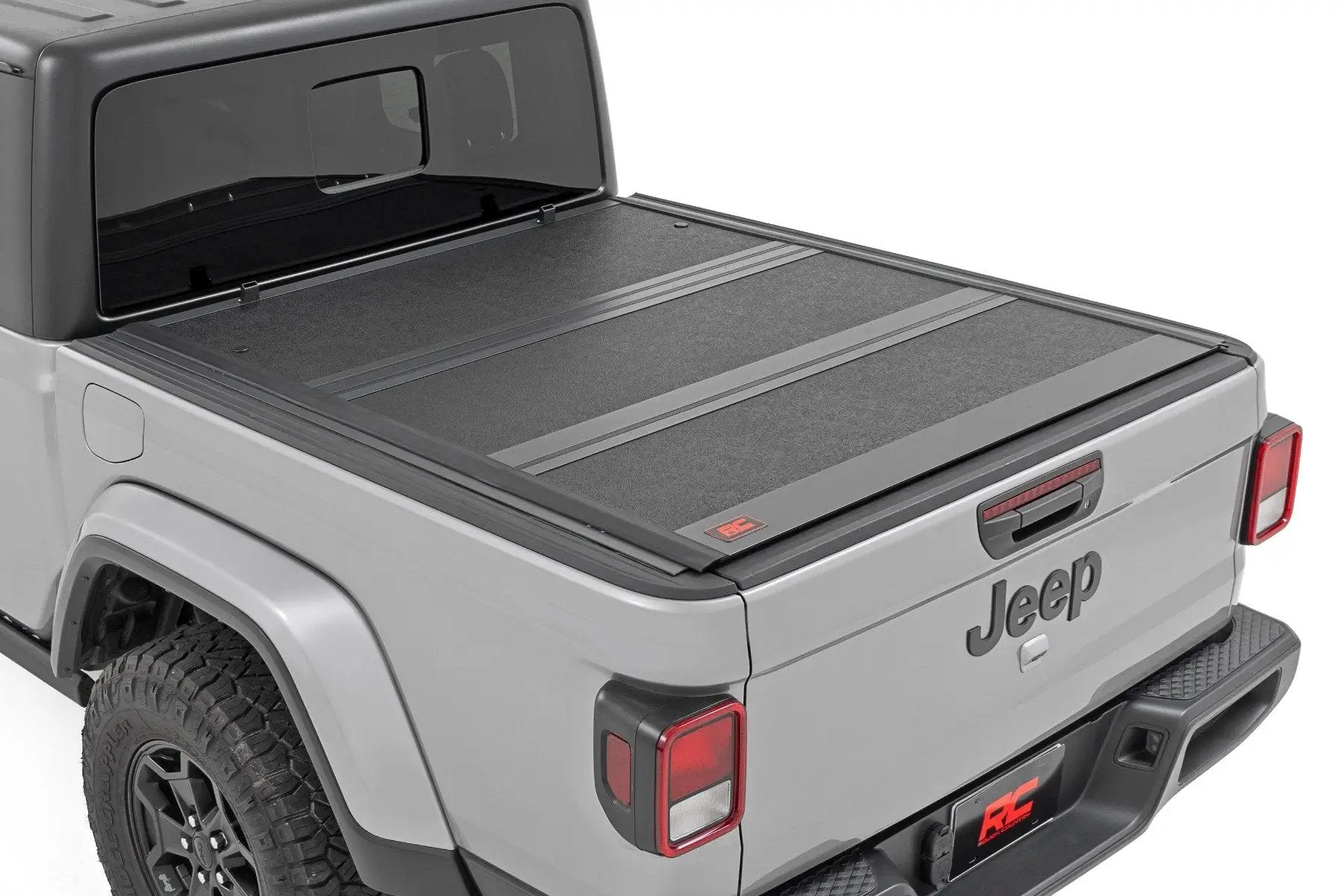 Rough Country Hard Low Profile Bed Cover | 5' Bed | Jeep Gladiator JT 4WD (2020-2025) by Rough Country