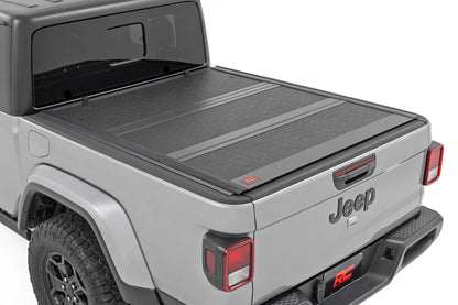 Rough Country Hard Low Profile Bed Cover | 5' Bed | Jeep Gladiator JT 4WD (2020-2025) by Rough Country
