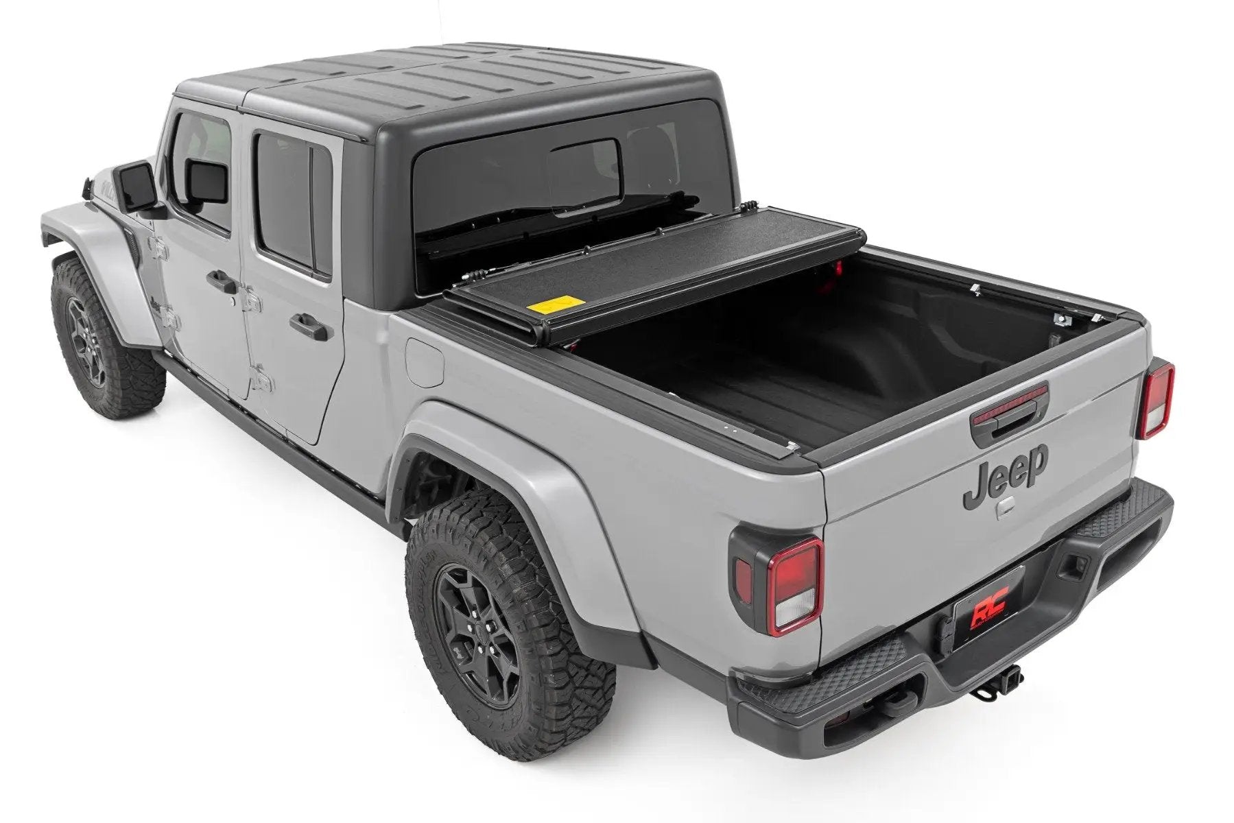 Rough Country Hard Low Profile Bed Cover | 5' Bed | Jeep Gladiator JT 4WD (2020-2025) by Rough Country