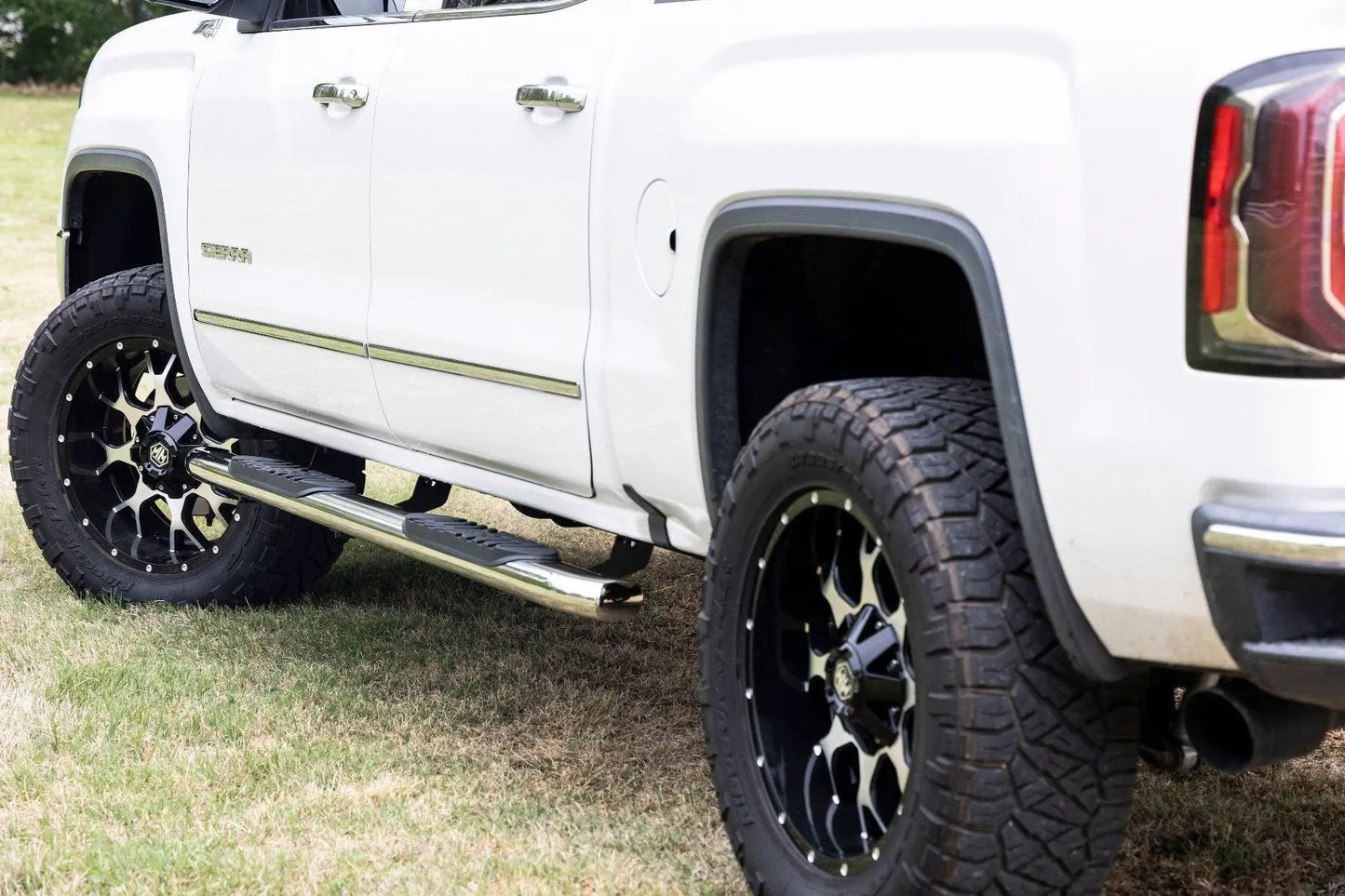Rough Country Oval Nerf Steps | Stainless | Crew Cab | DEF Tank | Chevy/GMC 1500/2500HD/3500HD (07-19 & Classic) by Rough Country