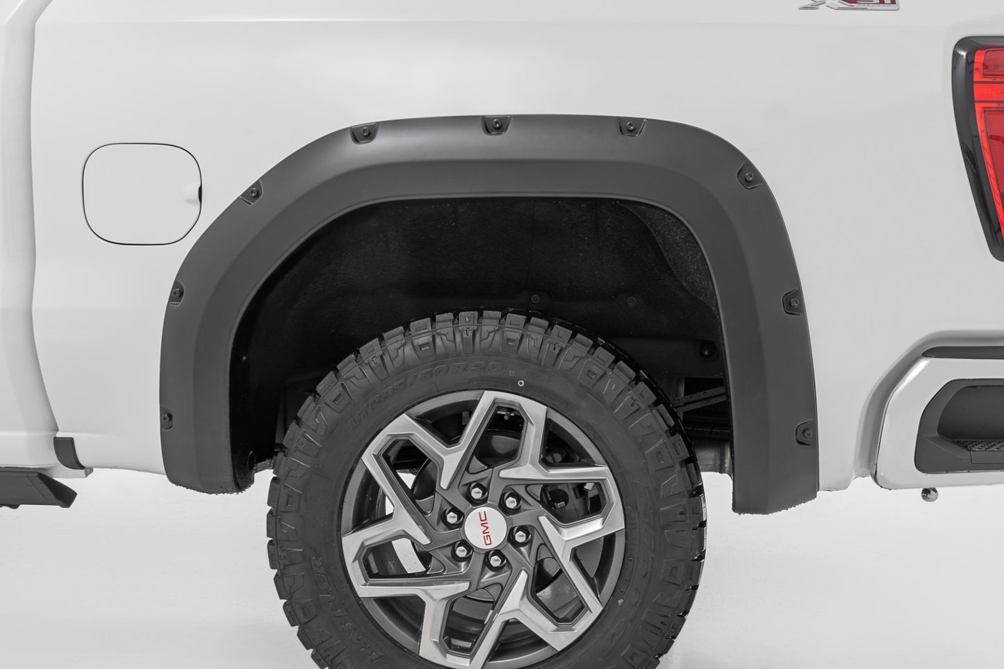 Расширители арок Pocket Fender Flares | G9K Satin Steel | GMC Sierra 1500 2WD/4WD (2019-2026)