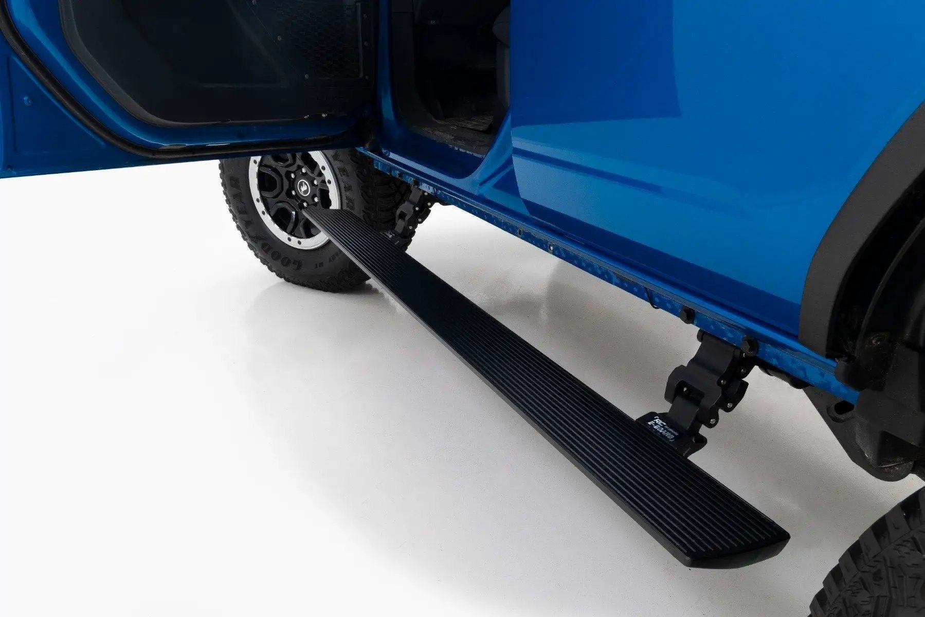 Rough Country Power Running Boards | Dual Electric Motor | 4 Door | Ford Bronco 4WD (21-25) by Rough Country