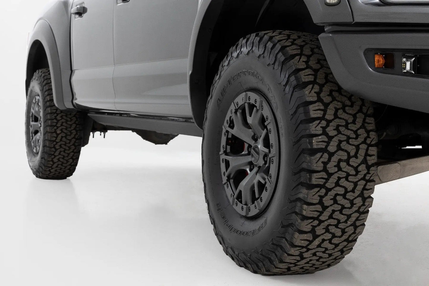 Rough Country 2.5 Inch Lift Kit | Ford Raptor 4WD (2019-2020) by Rough Country