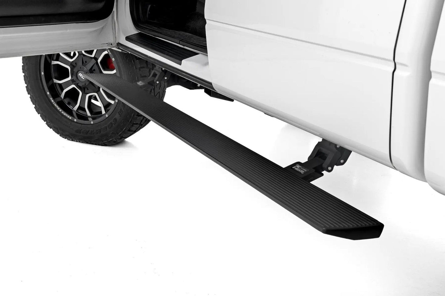 Rough Country Power Running Boards | Dual Electric Motor | Crew Cab | Ford F-150 (09-14) by Rough Country