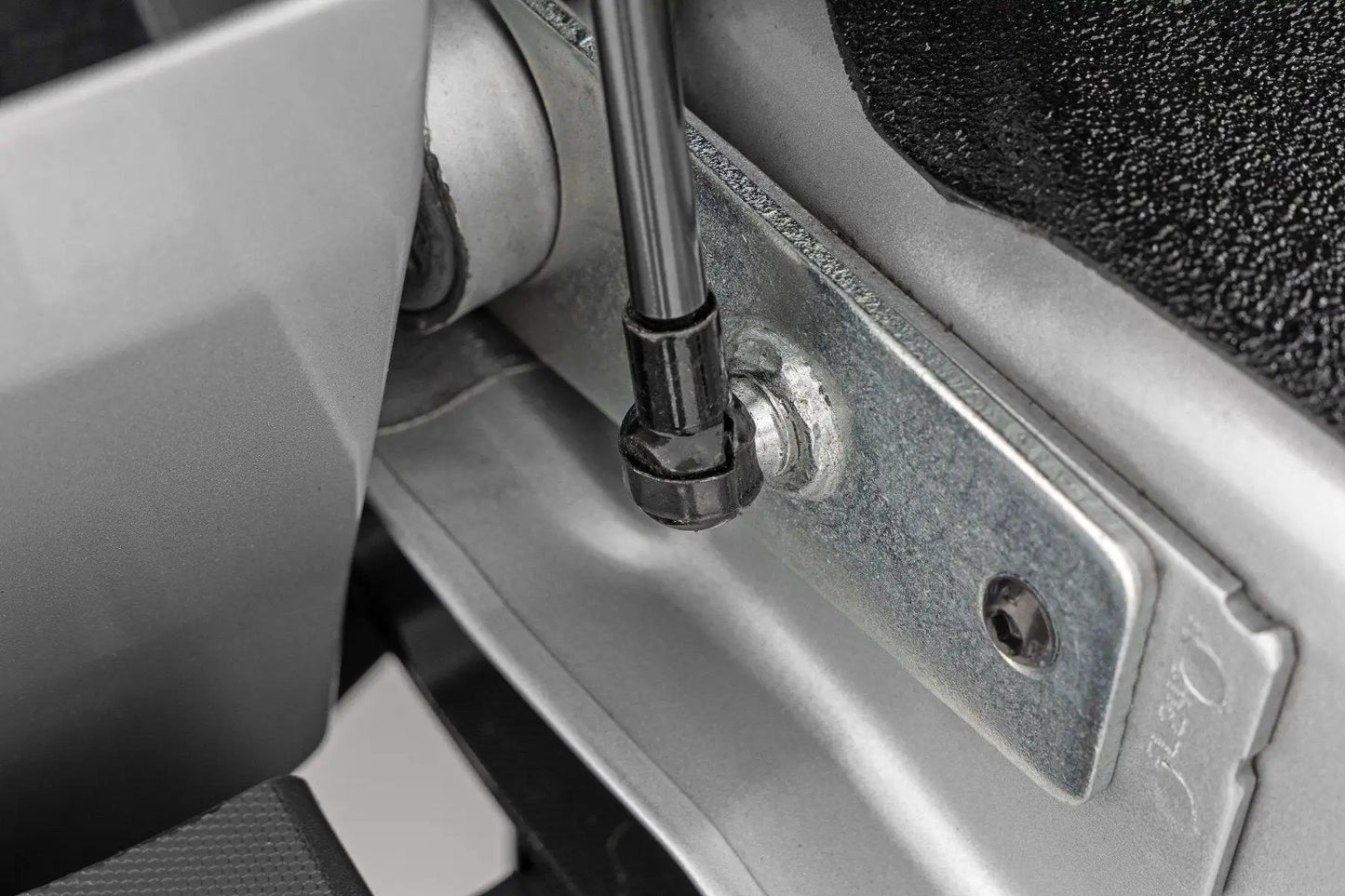 Rough Country Tailgate Assist | Chevy/GMC Canyon/Colorado 2WD/4WD (2015-2022) by Rough Country