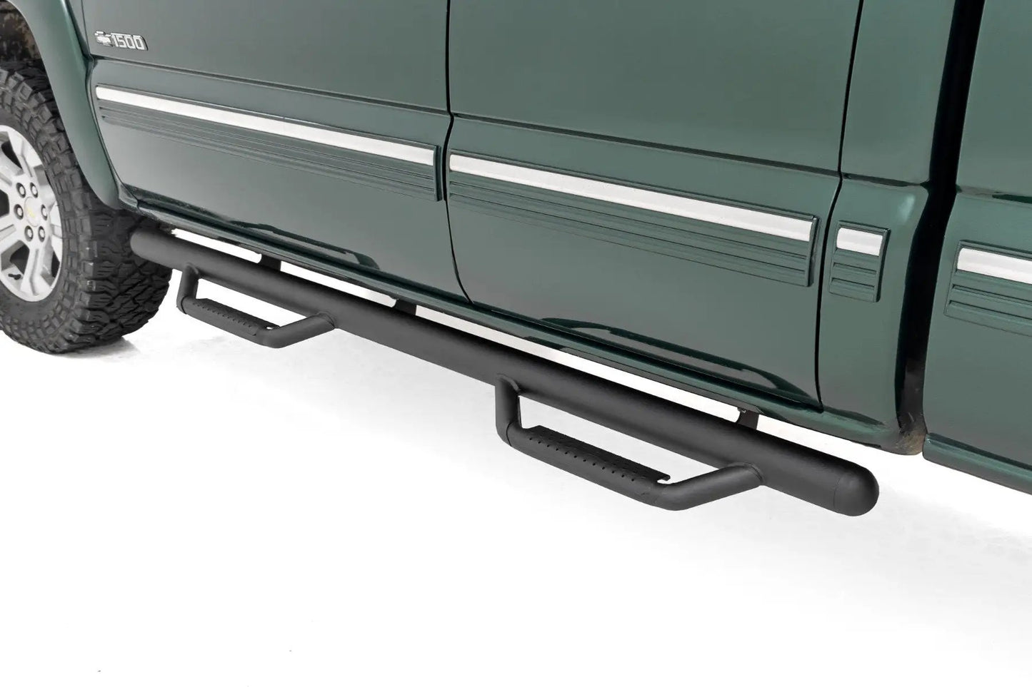 Rough Country Nerf Steps | Cab Length | Chevy/GMC 1500/2500HD (99-06 & Classic) by Rough Country