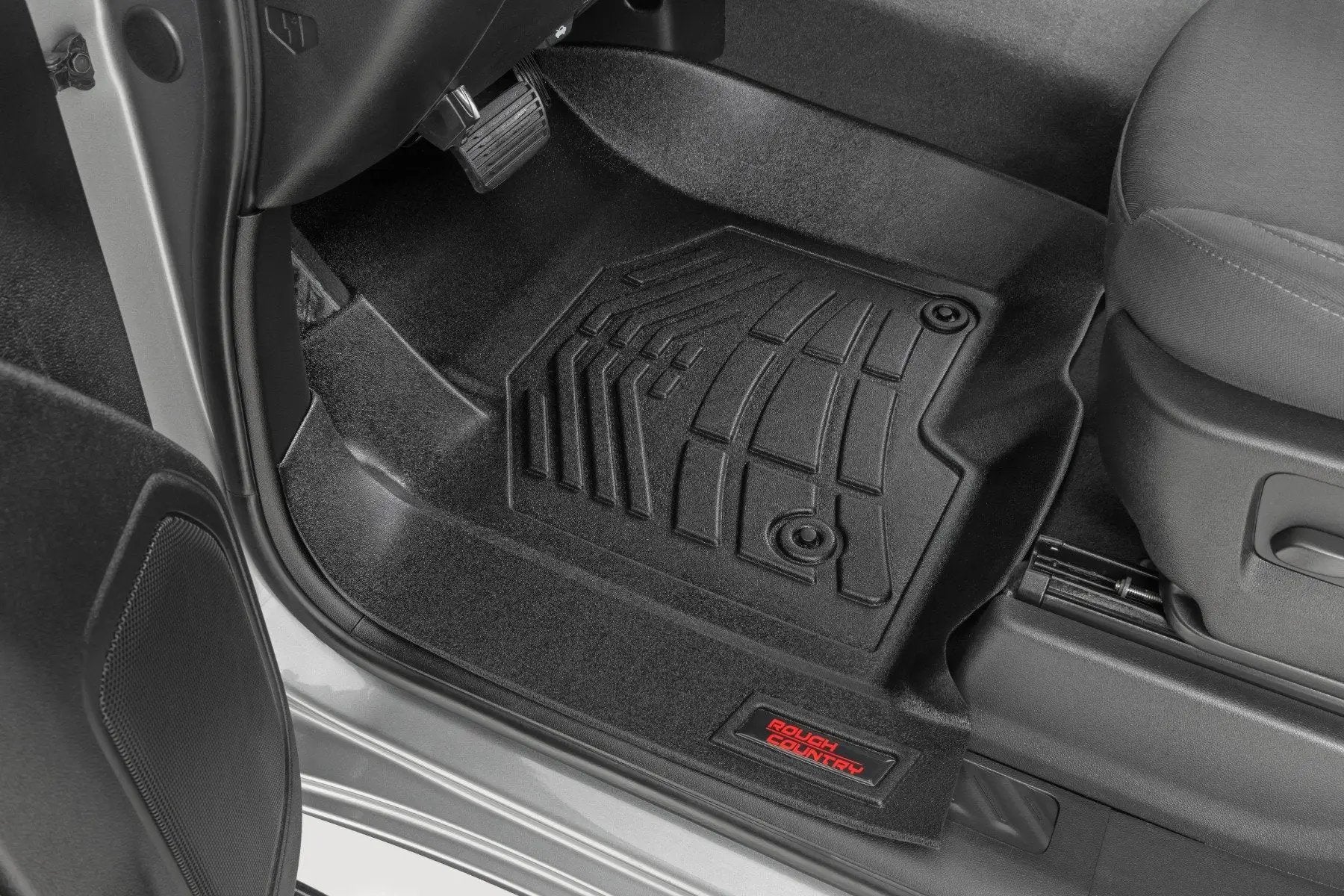 Rough Country Floor Mats | FR Bucket | Crew | Chevy/GMC 1500/2500HD/3500HD (19-26) by Rough Country