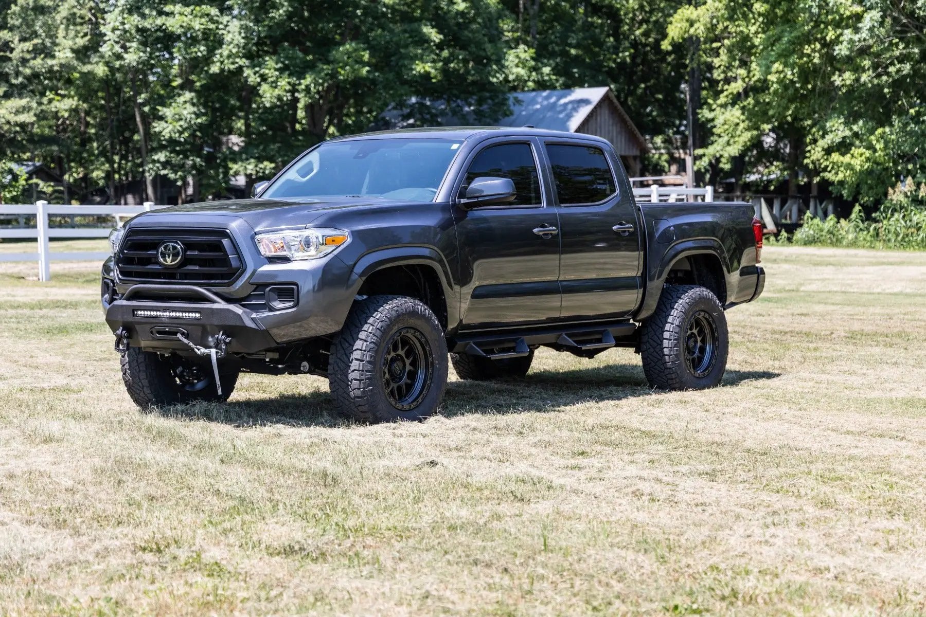 Rough Country Front Bumper | Hybrid | 12000-Lb Pro Series Winch | Synthetic Rope | Toyota Tacoma (16-23) by Rough Country