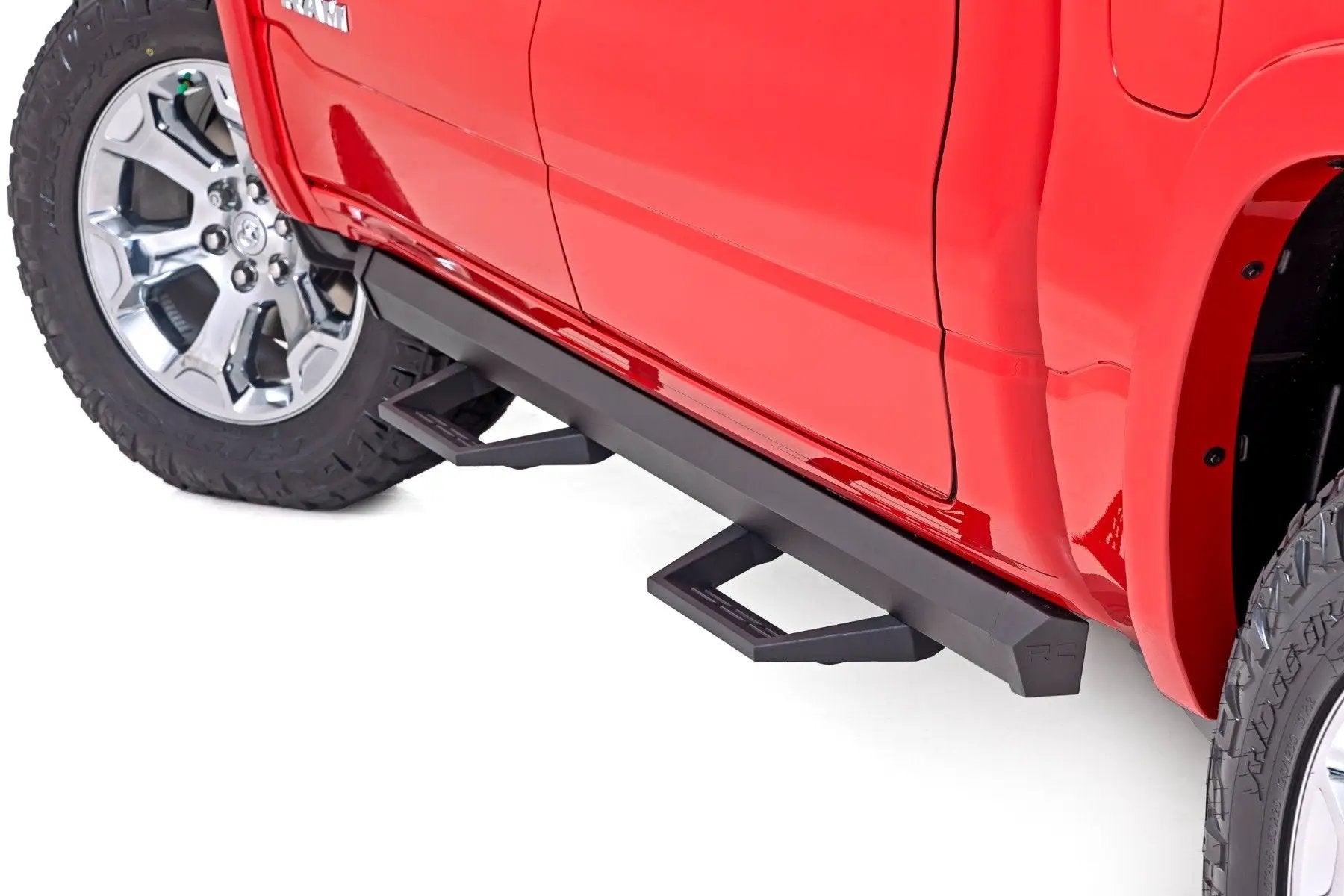 Rough Country SRL2 Adj Aluminum Step | Crew Cab | Ram 1500 (19-26)/1500 TRX (21-24) by Rough Country