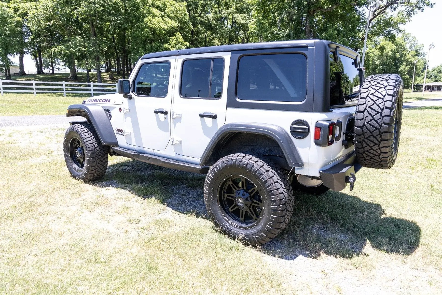 Rough Country 3.5 Inch Lift Kit | C/A Drop | FR D/S | M1R | Jeep Wrangler Unlimited (24-26) by Rough Country