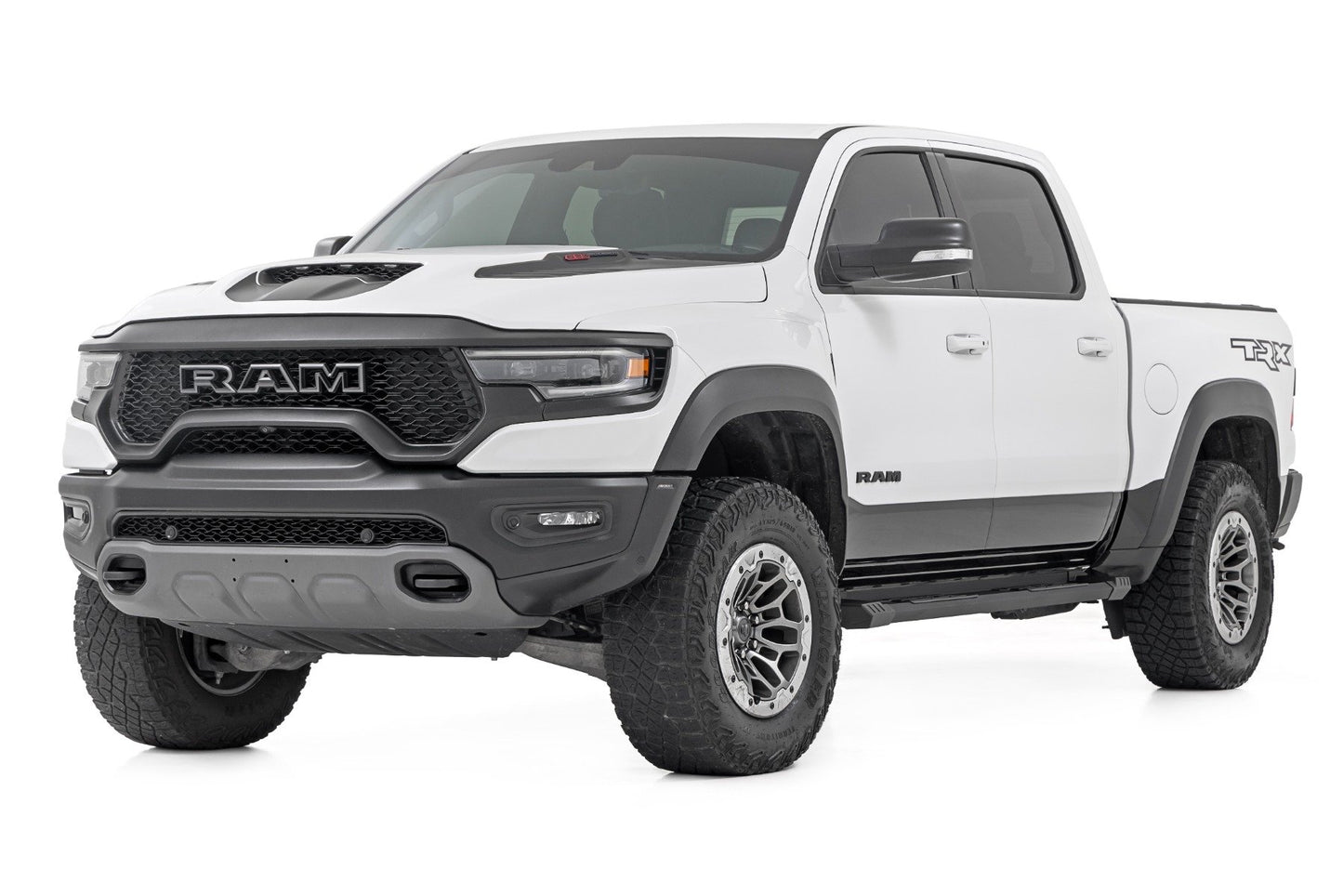 Estribos de Aluminio HD2 | Cabina Doble | Ram 1500 (19-26)/1500 TRX (21-24)