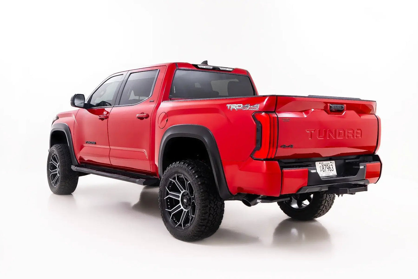 Rough Country HD2 Aluminum Running Boards | CrewMax | Toyota Tundra 2WD/4WD (2022-2026) by Rough Country