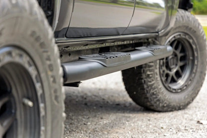Rough Country Oval Nerf Step | Double Cab | Black | Toyota Tacoma 2WD/4WD (2005-2023) by Rough Country