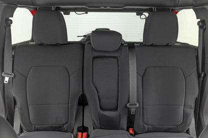 Fundas de asiento | Asientos individuales delanteros | Con reposabrazos trasero abatible | Delanteros y traseros | 4 puertas | Ford Bronco (21-25)