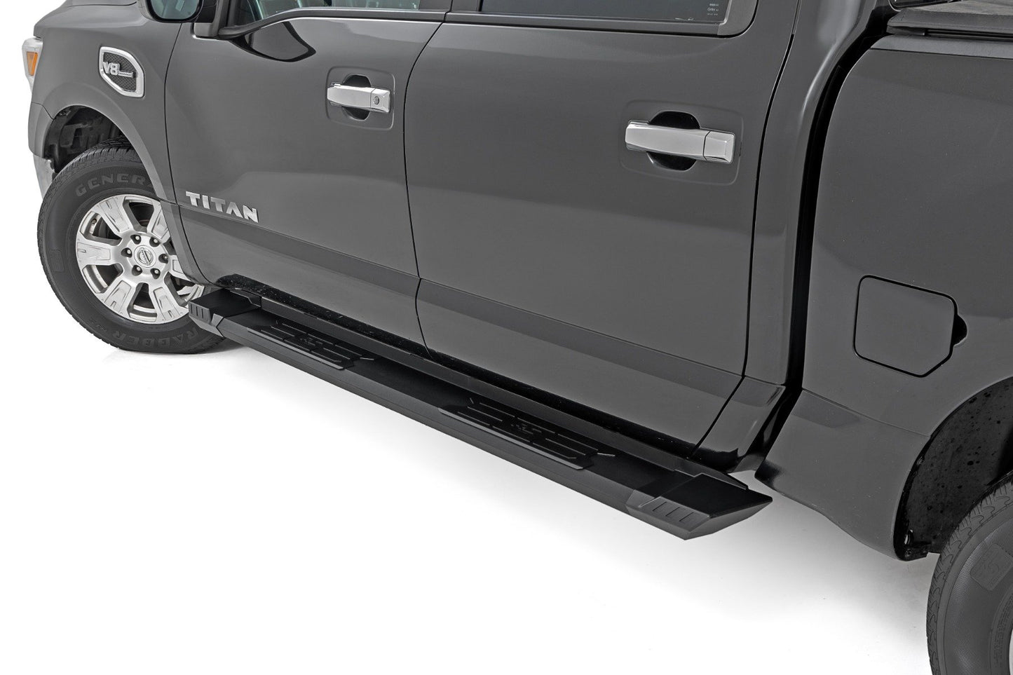 Estriberas de Aluminio HD2 | Doble Cabina | Nissan Titan 2WD/4WD (2004-2024)