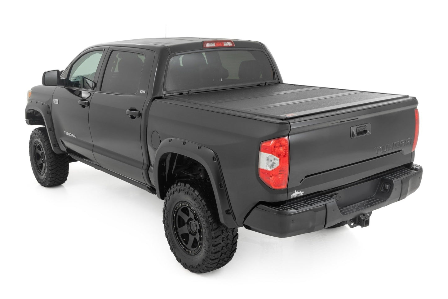Rough Country Hard Low Profile Bed Cover | 5'7" Bed | Toyota Tundra 2WD/4WD (2007-2021)