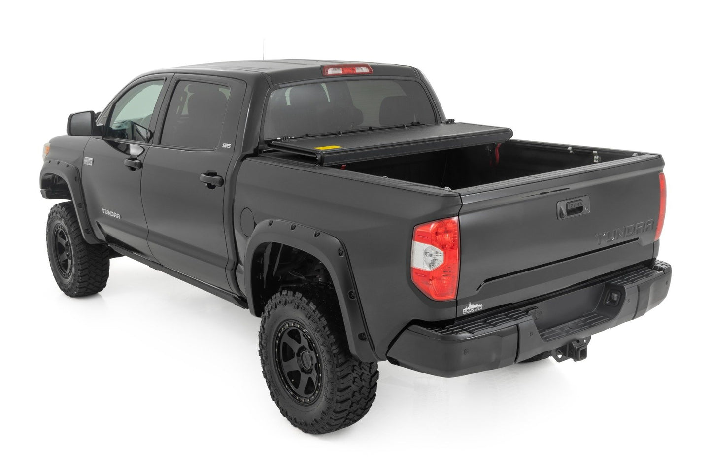 Rough Country Hard Low Profile Bed Cover | 5'7" Bed | Toyota Tundra 2WD/4WD (2007-2021)