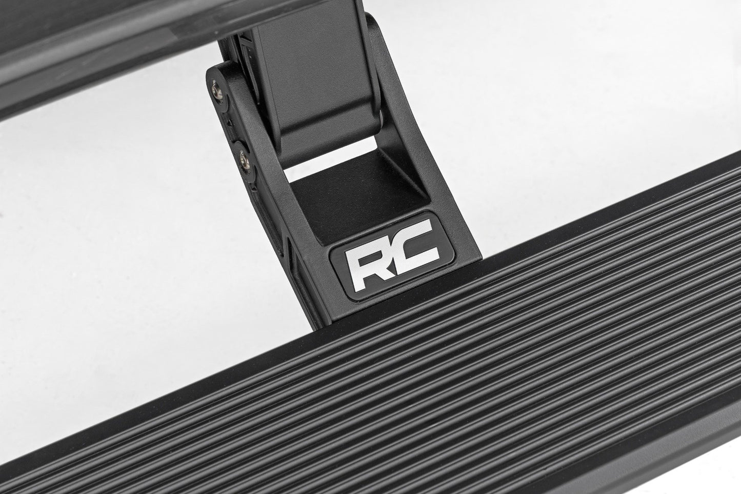 Выдвижные пороги | Серия HT | Сдвоенная кабина | Ram 2500/3500 (10-26)
