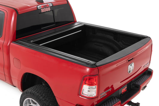 Tapa de caja retráctil eléctrica | Caja de 5'7" | Ram 1500 (19-26)/1500 TRX (21-24)