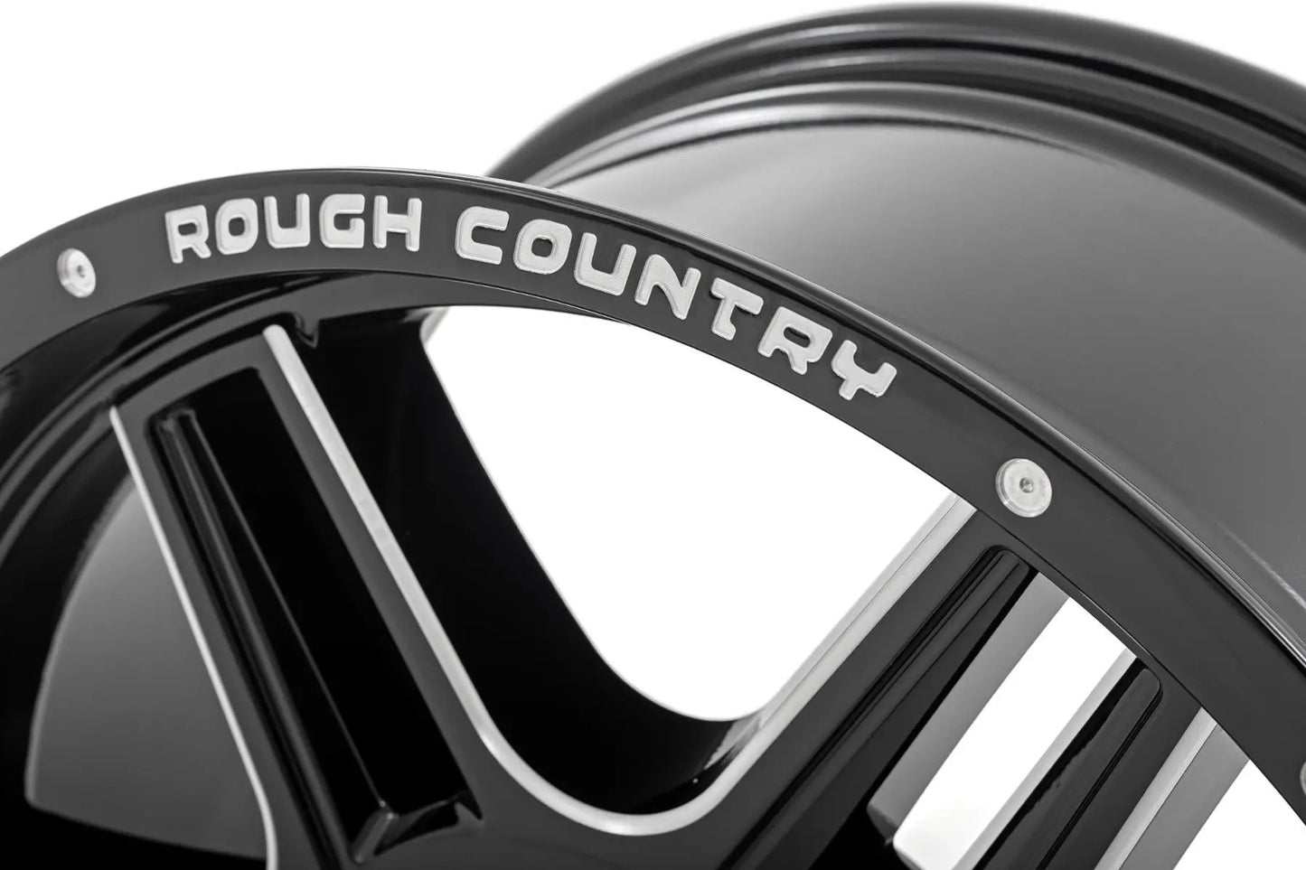 Rough Country 92 Series Wheel | Machined One-Piece | Gloss Black | 18x9 | 5x5.5 | +0mm by Rough Country