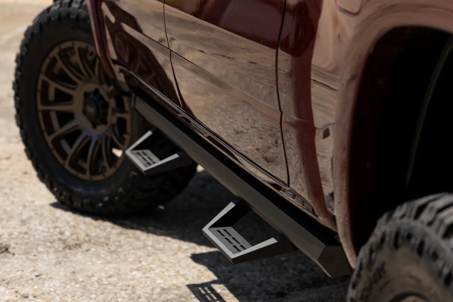 Rough Country SRL2 Adj Aluminum Step | Crew Cab | Ram 1500 (19-26)/1500 TRX (21-24) by Rough Country