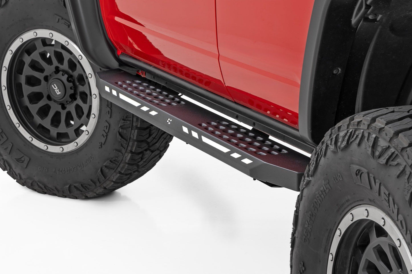 Подножки AC2 | Желтый/Белый | 4-дверные | Ford Bronco 4WD (2021-2025)