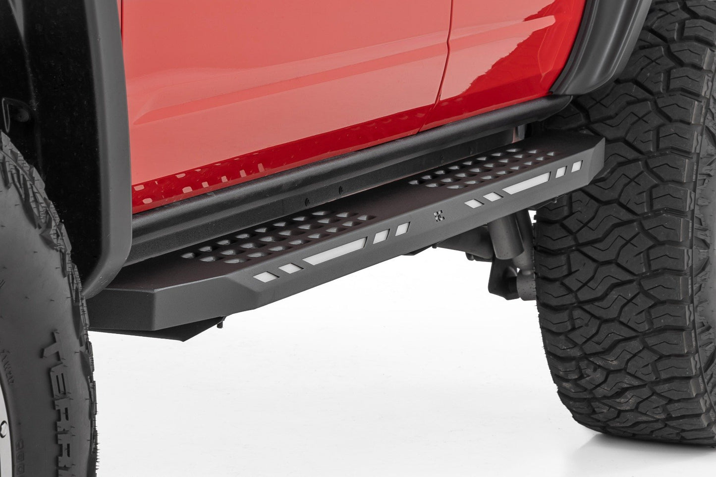 Подножки AC2 | Желтый/Белый | 4-дверные | Ford Bronco 4WD (2021-2025)