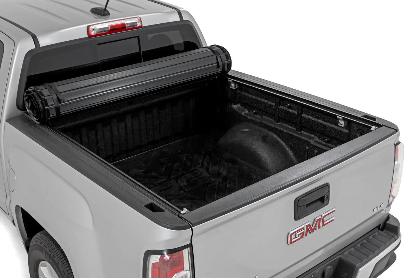 Rough Country Hard Roll Up Bed Cover | 5' Bed | Chevy/GMC Canyon/Colorado 2WD/4WD (15-22) by Rough Country