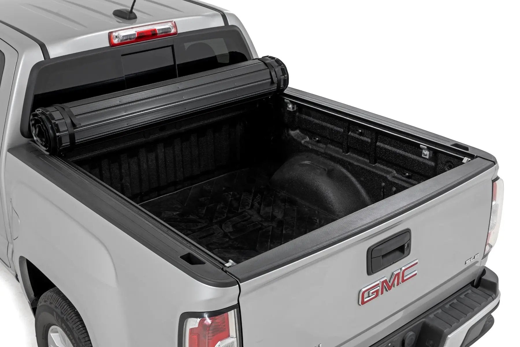Rough Country Hard Roll Up Bed Cover | 5' Bed | Chevy/GMC Canyon/Colorado 2WD/4WD (15-22) by Rough Country