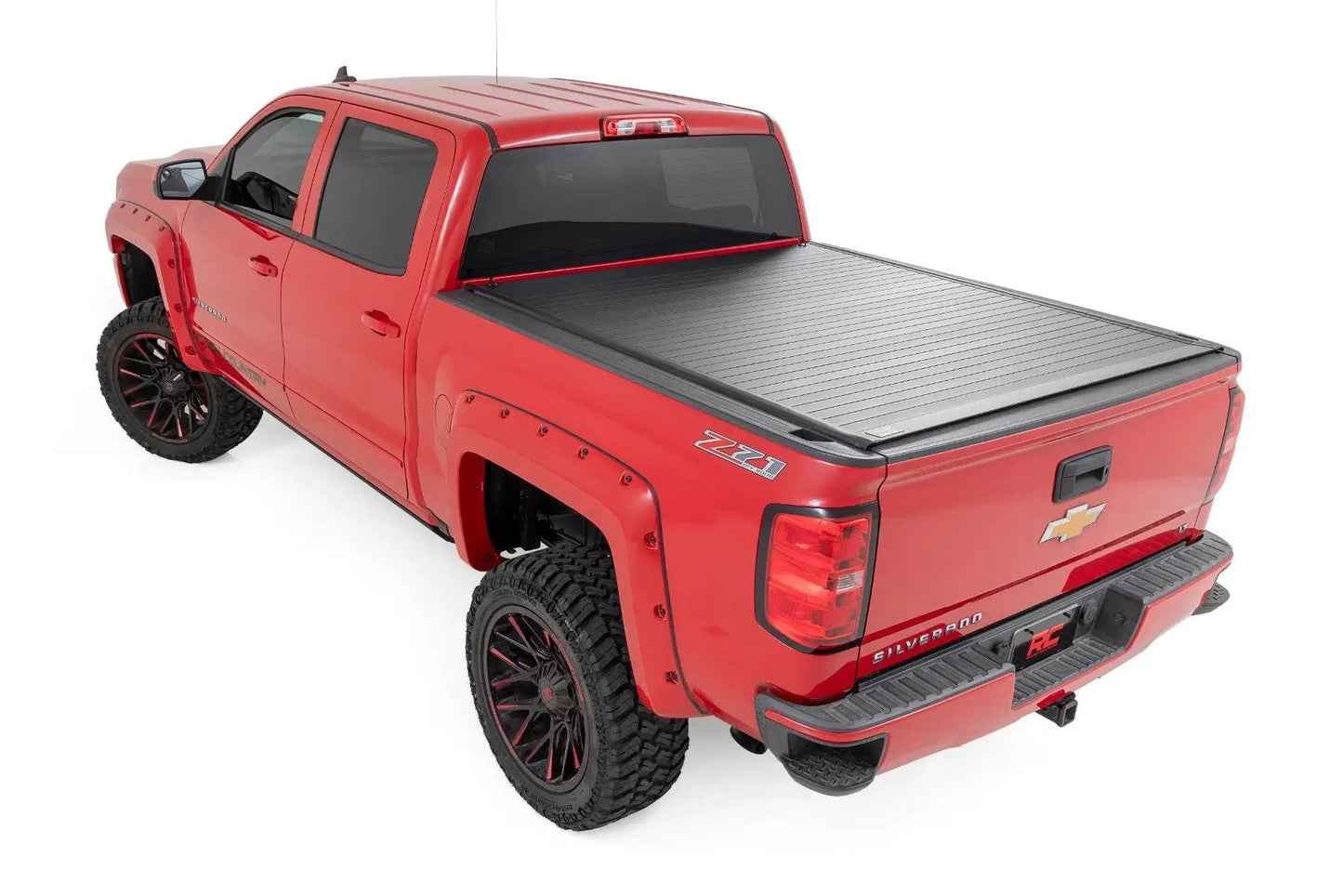 Rough Country Hard Roll Up Bed Cover | 5'9" Bed | Chevy/GMC 1500 (14-18 & Classic) by Rough Country