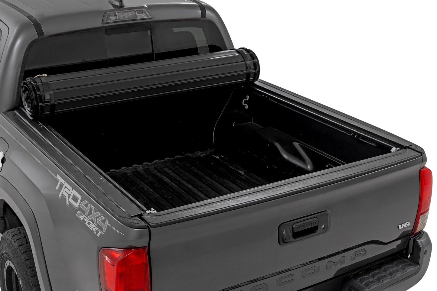 Жесткая сворачивающаяся крышка кузова | Кузов 5 футов | Toyota Tacoma 2WD/4WD (2016-2023)