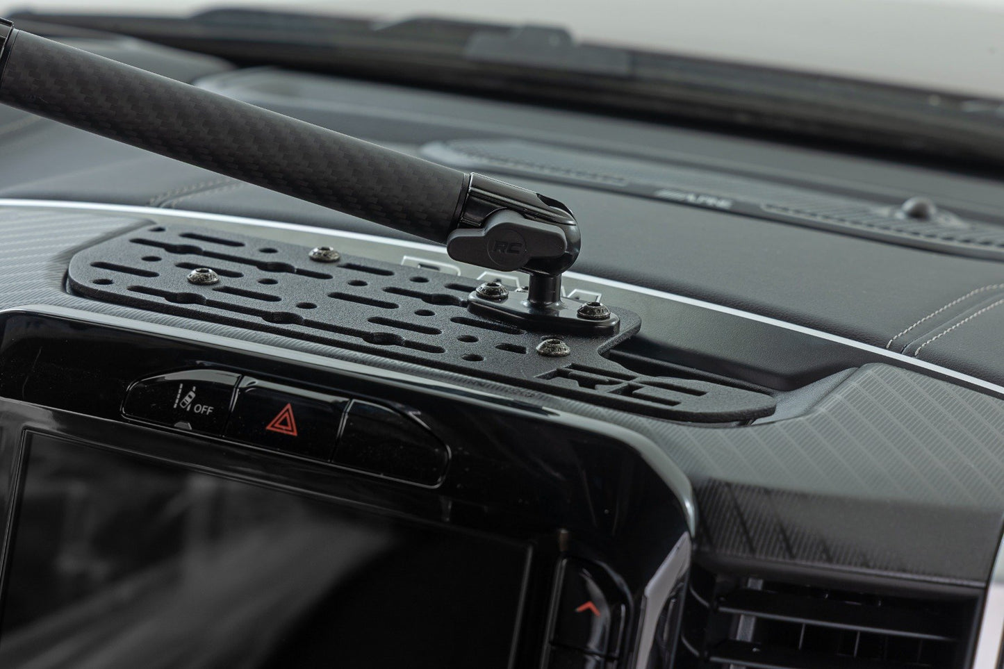 Rough Country Dash Mount | 10" Mag Safe Mount Kit | 8in Screen | Ram 1500 4WD (2019-2026)