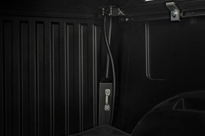 Cubierta Rígida Enrollable para Camioneta | Cama de 5'7" | Toyota Tundra 2WD/4WD (2022-2026)