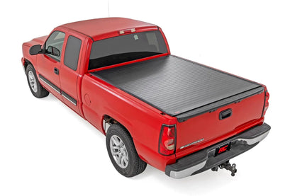 Rough Country Hard Roll Up Bed Cover | 6'7" Bed | Chevy/GMC 1500 (00-06 & Classic) by Rough Country