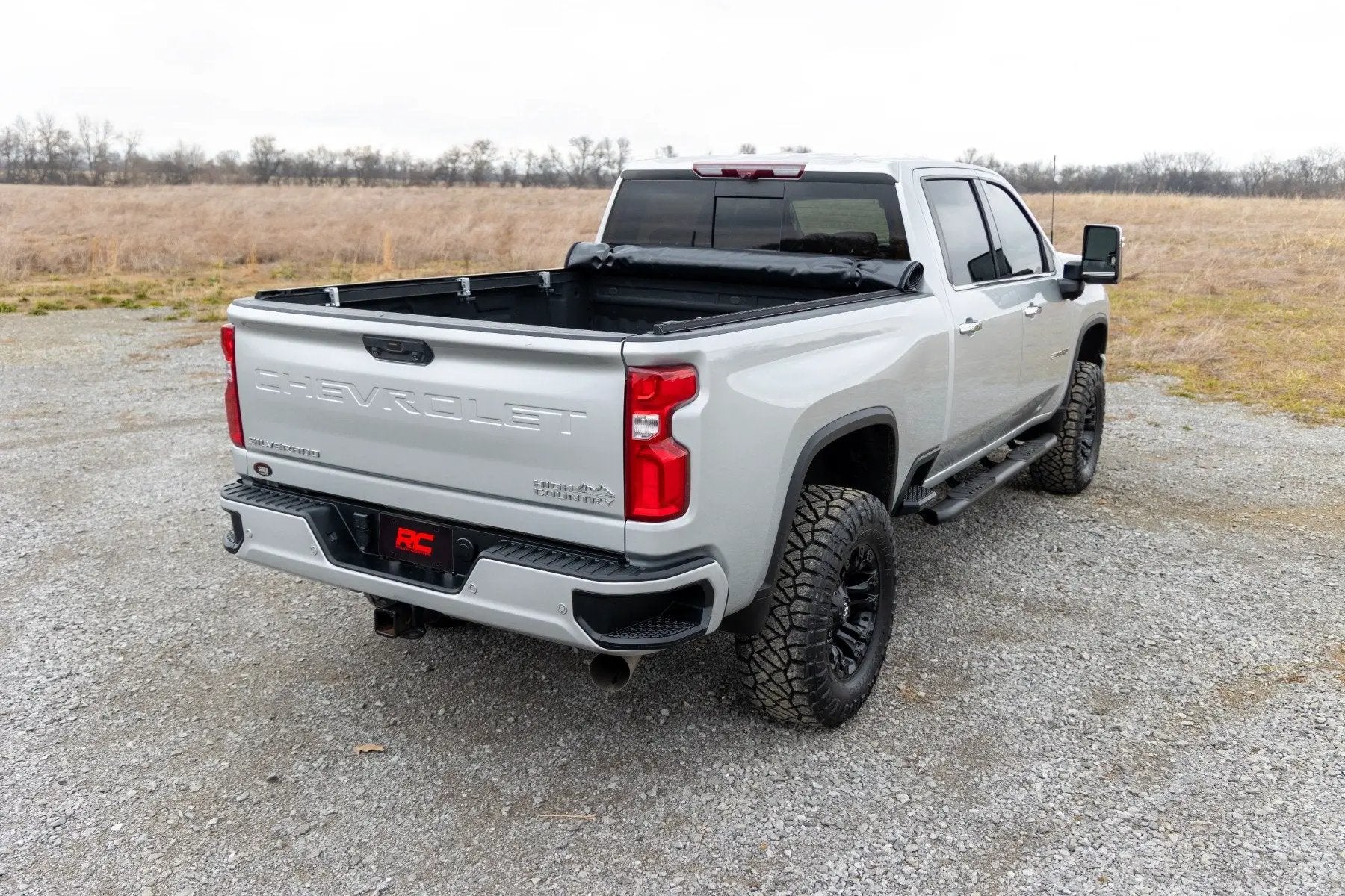 Rough Country Soft Roll Up Bed Cover | 6'9" Bed | Chevy/GMC 2500HD/3500HD (20-26) by Rough Country