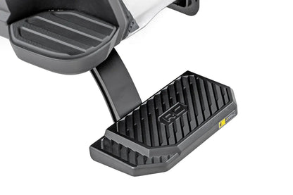 Rough Country Retractable Bed Step | Manual Pull | Ford F-250/F-350 Super Duty (23-26) by Rough Country