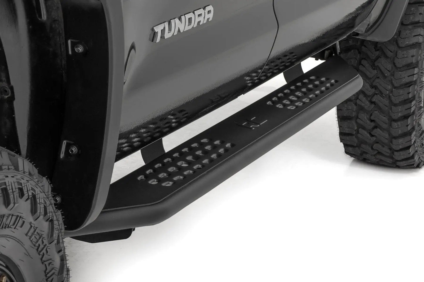 Rough Country OV2 Running Boards | Side Step Bars | Crew Cab | Toyota Tundra 2WD/4WD (07-21) by Rough Country