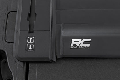 Cubierta de caja motorizada | Caja de 6'10" | Ford F-250/F-350 Super Duty 2WD/4WD (17-26)
