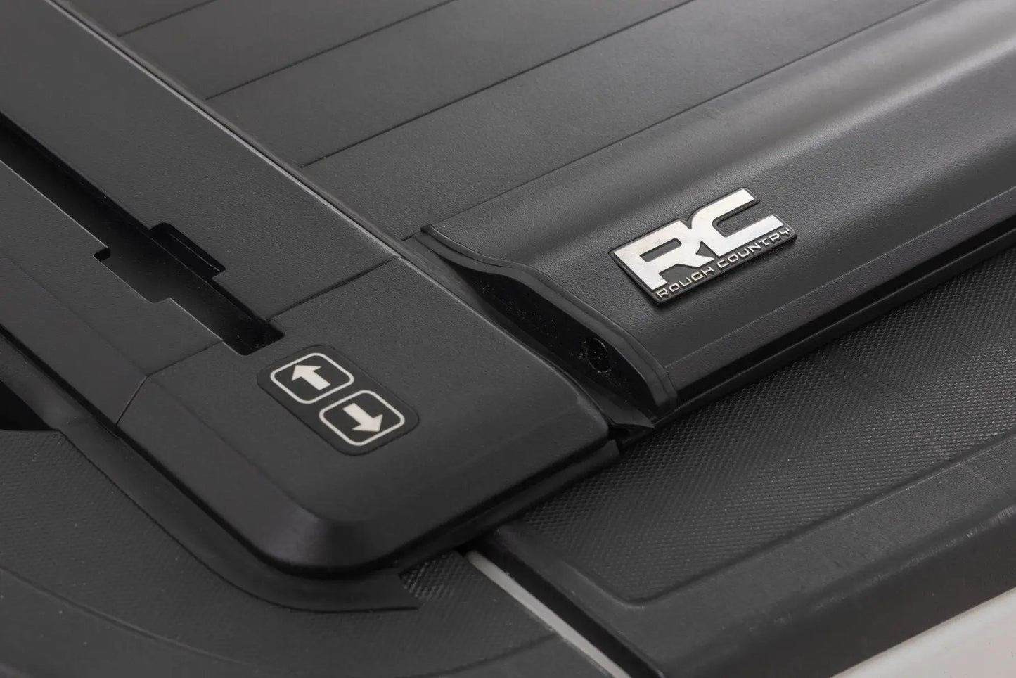 Rough Country Powered Bed Cover | 6'7" Bed | Chevy/GMC 1500/2500HD/3500HD (14-19 & Classic) by Rough Country