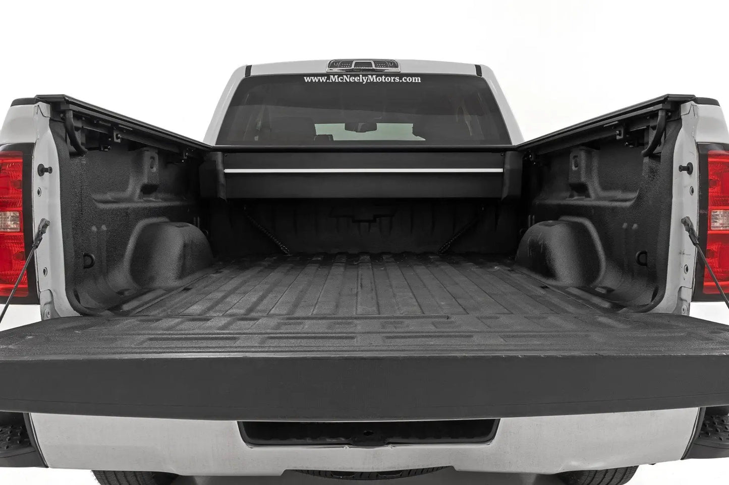 Rough Country Powered Bed Cover | 6'7" Bed | Chevy/GMC 1500/2500HD/3500HD (14-19 & Classic) by Rough Country