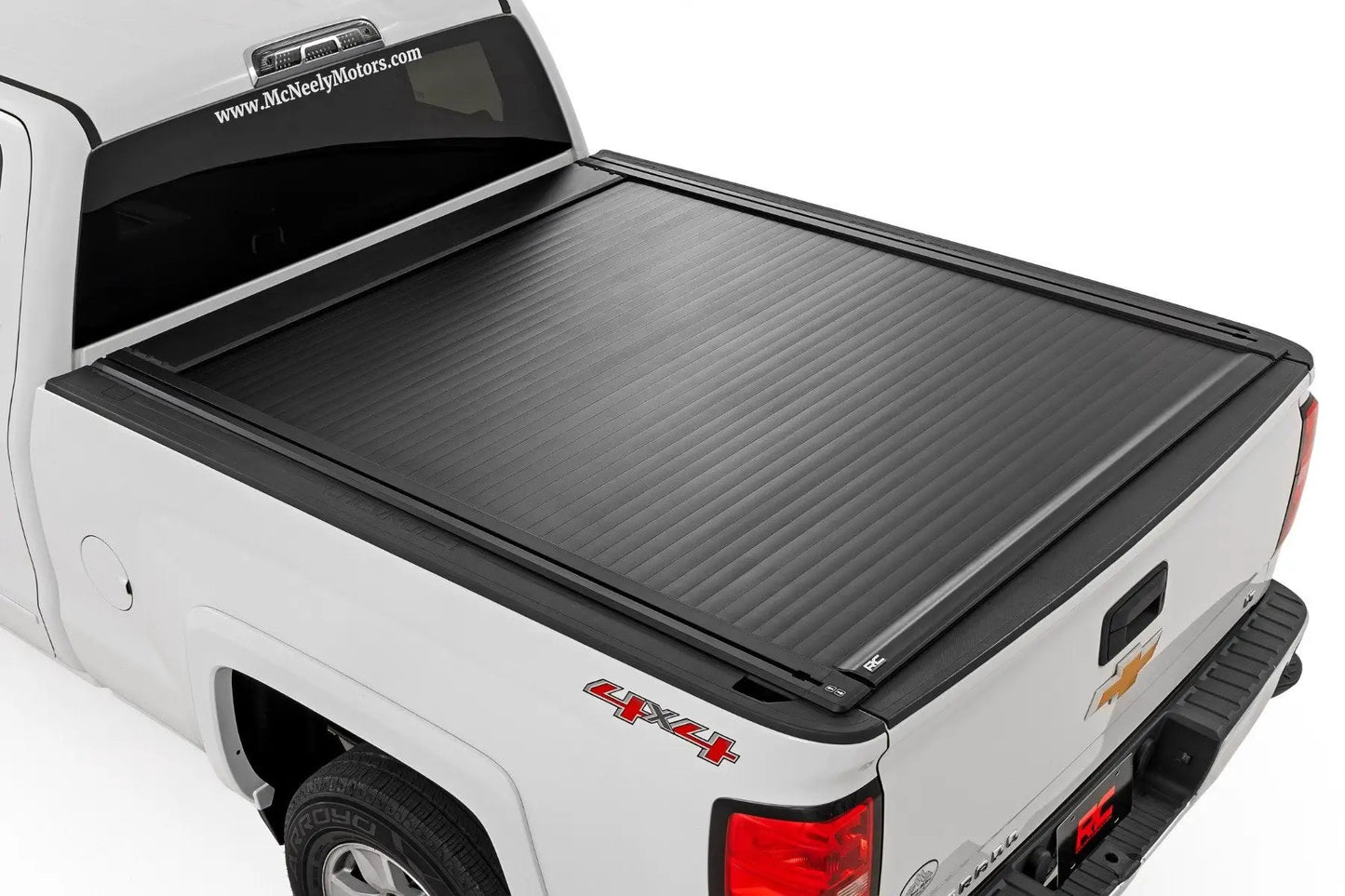 Rough Country Powered Bed Cover | 6'7" Bed | Chevy/GMC 1500/2500HD/3500HD (14-19 & Classic) by Rough Country