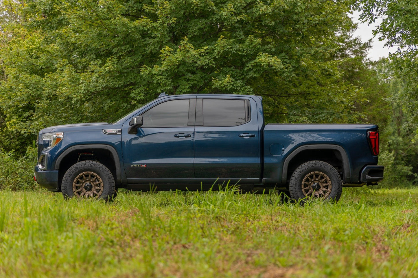 Rough Country 3.5 Inch Lift Kit | N3 Struts | GMC Sierra 1500 2WD/4WD (2019-2025)