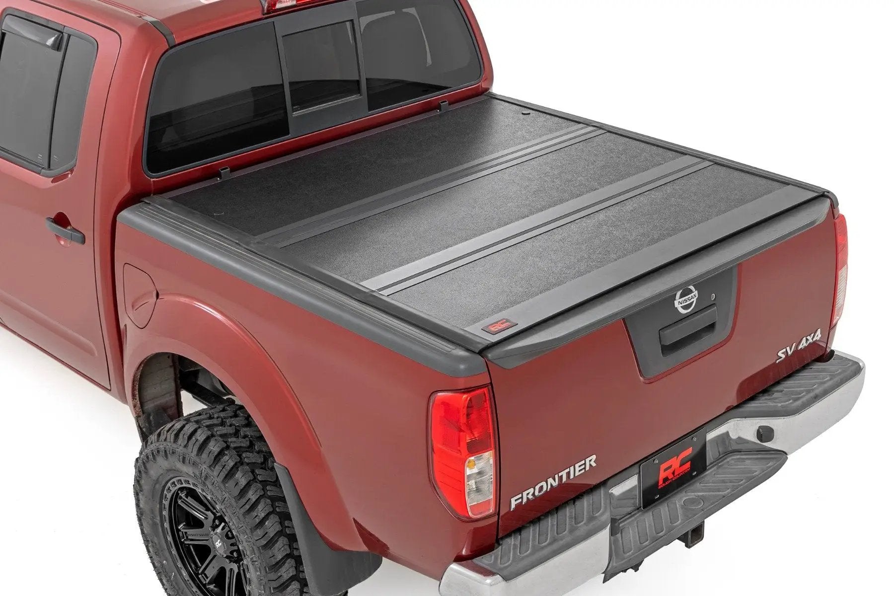 Rough Country Hard Low Profile Bed Cover | 5' Bed | Cargo Mgmt | Nissan Frontier (05-21) by Rough Country