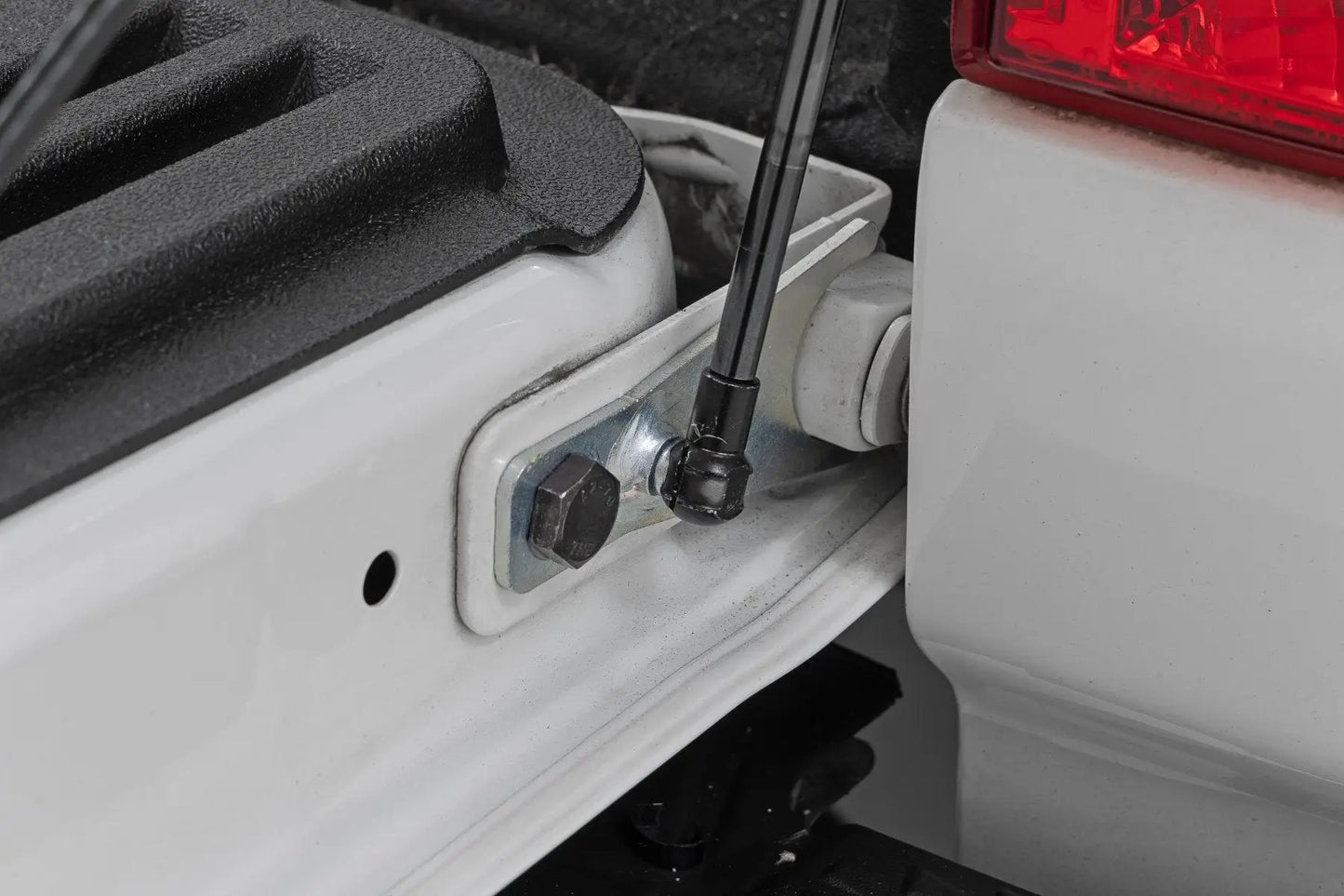 Rough Country Tailgate Assist | Nissan Titan 2WD/4WD (2017-2024) by Rough Country